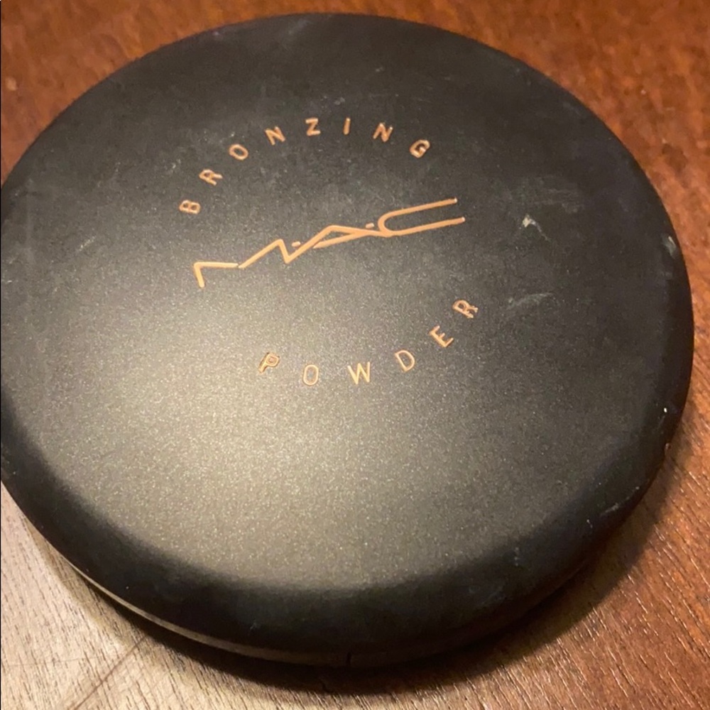 Mac matte bronze
